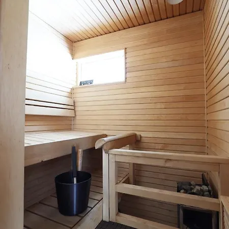 2ndhomes Premium 1br With Sauna And Balcony In Kamppi Center 헬싱키